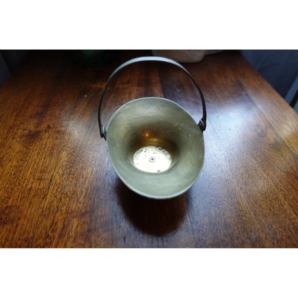 Vintage small brass decorative basket oval metal‎ with handle
